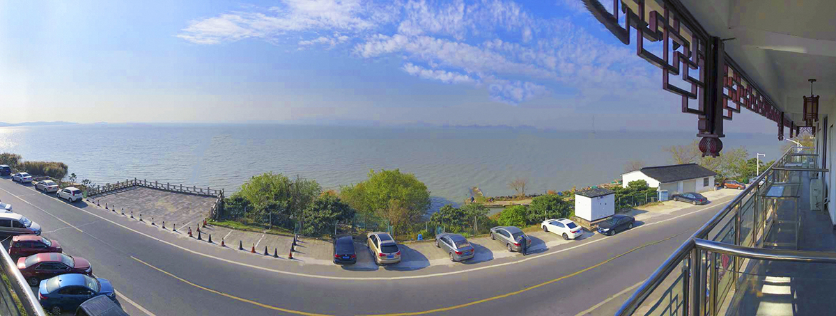 一线湖景